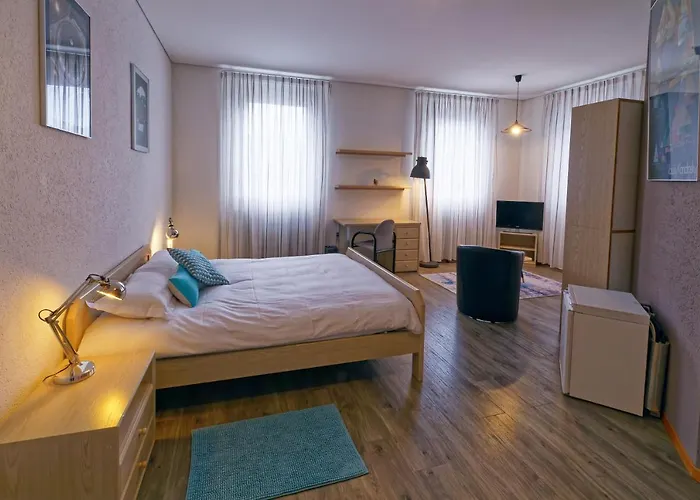 Plan-Les-Ouates Hotels