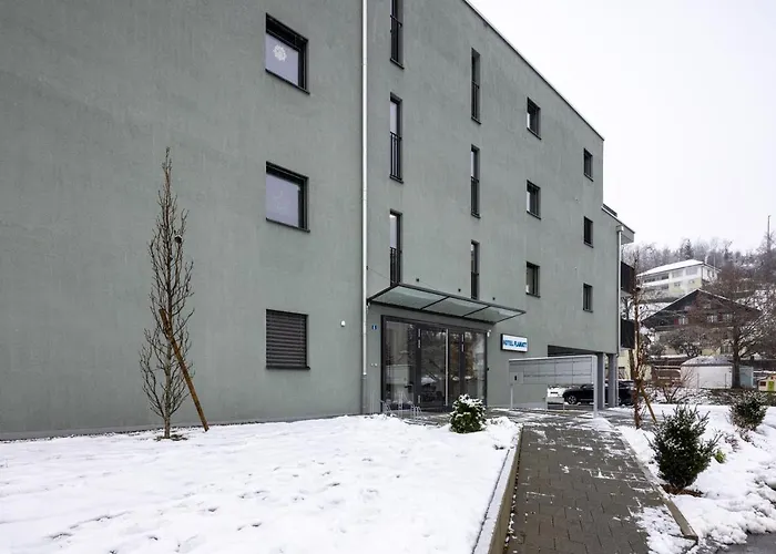 Flamatt Hotels