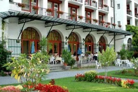 Funny Farm Backpackers Hostel Unterseen