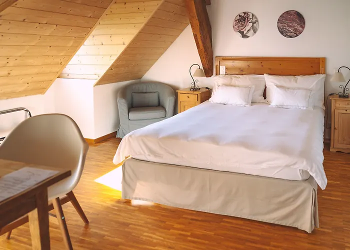 Broc Hotels