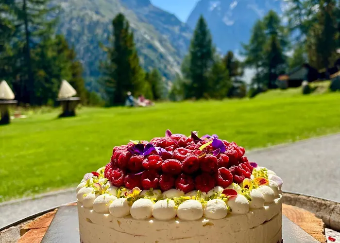 Arolla Hotels