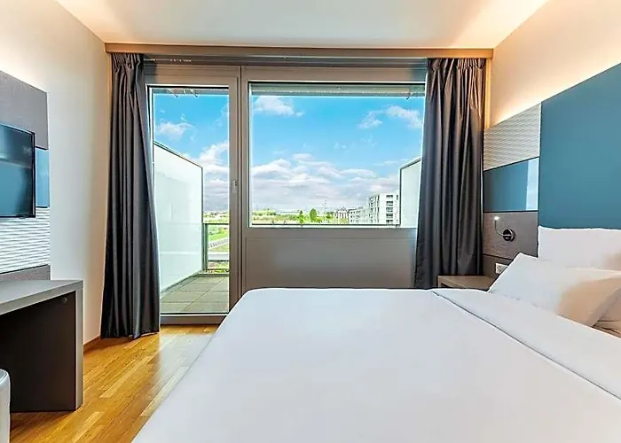 Bussigny-pres-Lausanne Hotels