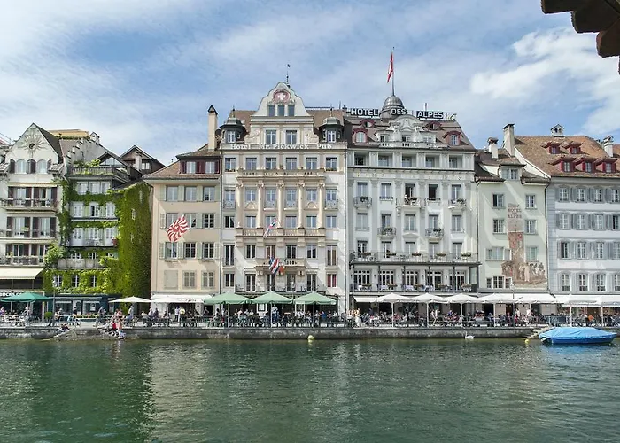Hotel Pickwick And Pub "The Room With A View" Lucerne