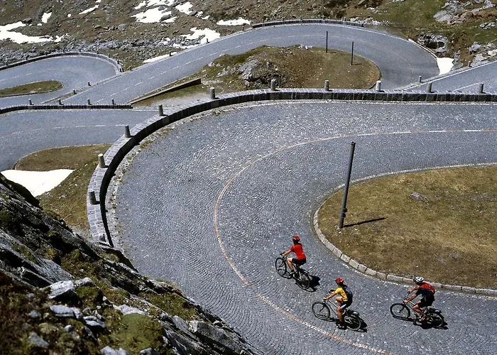 Airolo Hotels