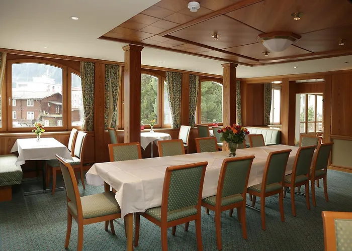 Davos hotels near Vaillant Arena