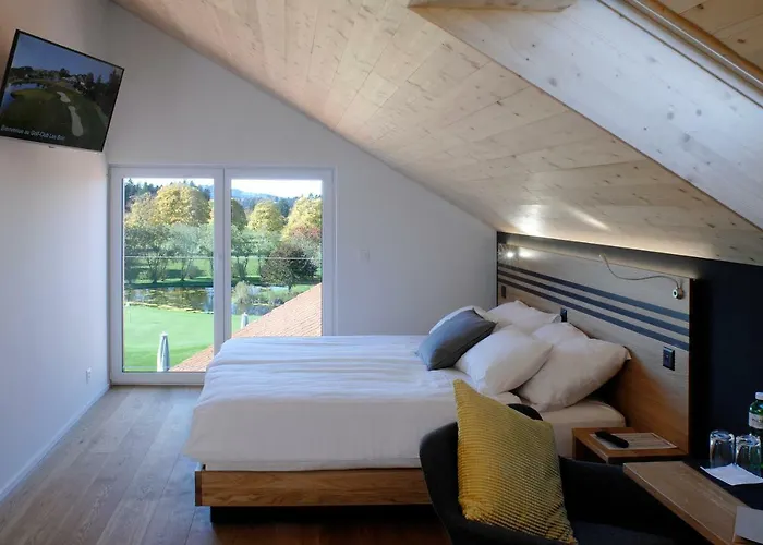 Les Bois Hotels
