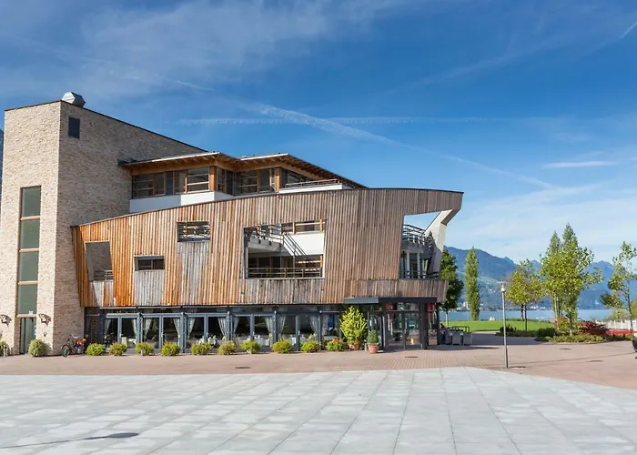 Unterterzen Hotels